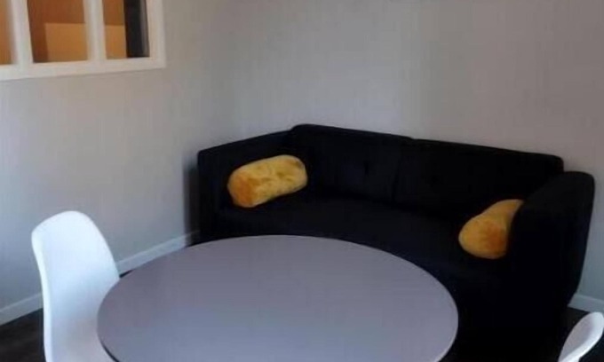 Rochefort Apartment | Joli T1 Hyper Centre Rochefort