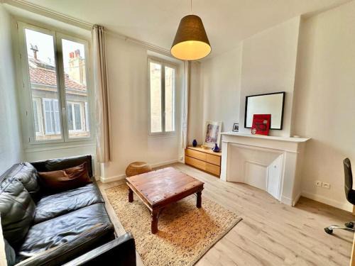 Le Camas Apartment | Joli T2 avec cachet La plaine Cours Julien
