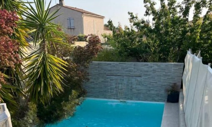 Saint-Martin-de-Crau House | Jolie Maison Avec Piscine