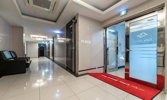 Sungin-dong Hotel | Jongno City Days Inn Hotel