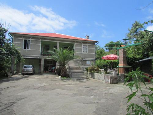 Mtsvane Kontskhi House | Joni Guest House