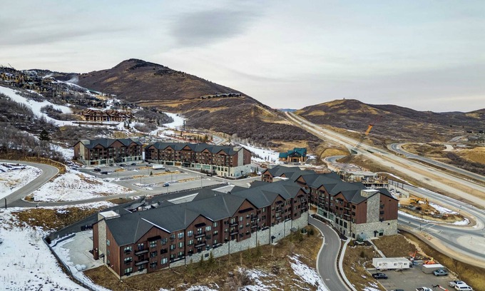 Park City Cottage | Jordanelle Sunrise Modern Condo, Gondola Access, Year-round Outdoor Fun