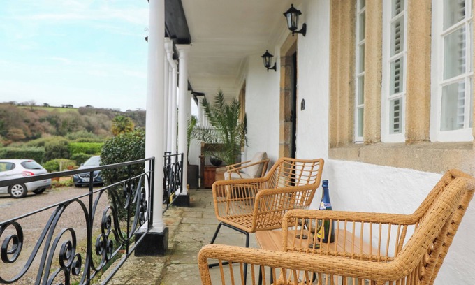 Pentewan Cottage | Josie