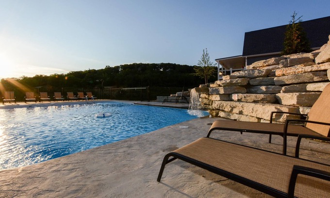 Table Rock Condo | Journey's Remedy