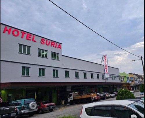 Kampung Pengkalan Hotel | JQ Suria Hotel