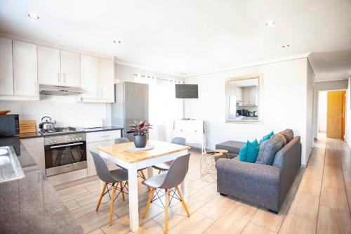 Parow North House | Julinas Self Catering Apartments