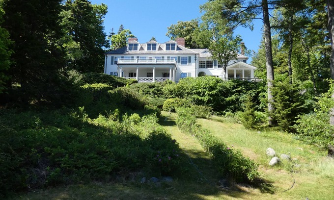 Northeast Harbor Cottage | July week available! Stunning Northeast Hrbr Cottage with beach, close to town.