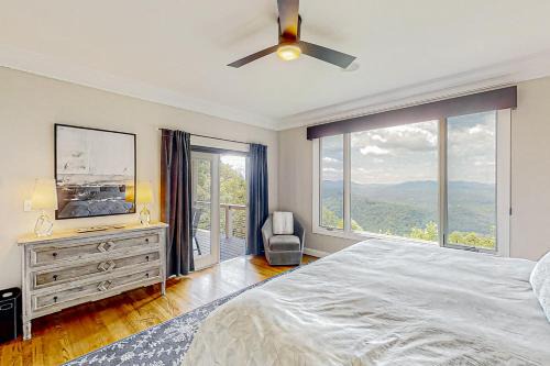 Laurel Park House | Jump Off Rock Retreat