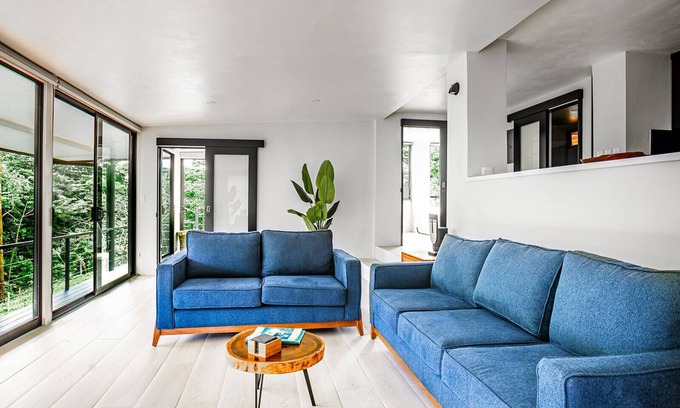 Savegre Villa | Jungle Escape: Luxurious 2-Bedroom with Modern Comforts and Breathtaking Views