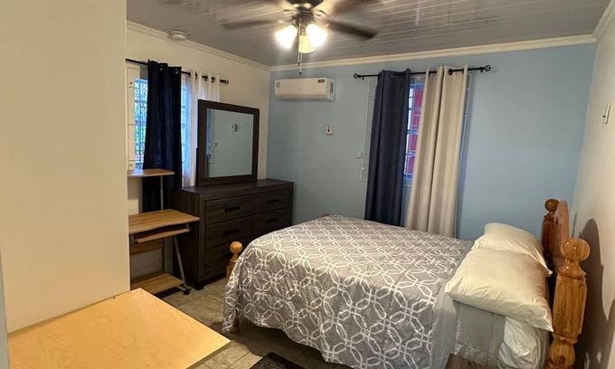 Georgetown Apartment | Junior Suite in Pigeon Island