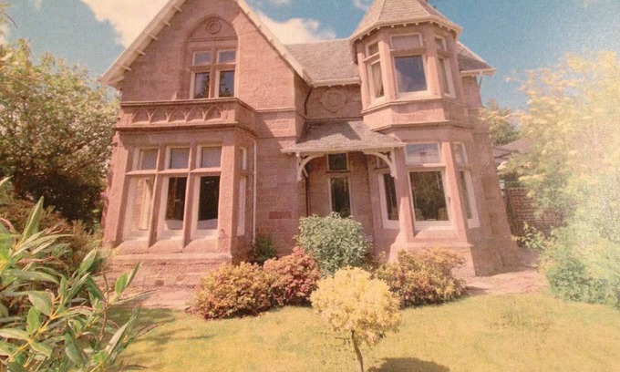 Inverness City Centre House | Juniper Lodge