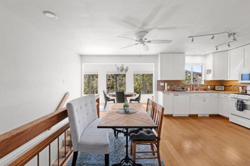Prescott House | Juniper Views 1.8 mi Courthouse and Whisky Row