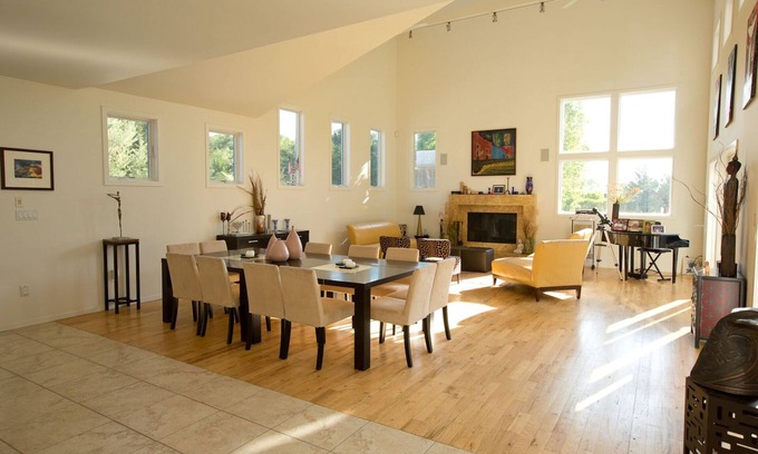 Bridgehampton House | JUST BECAME AVAILABLE FOR LABOR DAY. DIRECTLY ACROSS FROM THE 2023 CLASSIC.