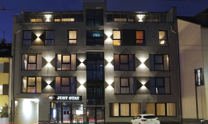 Wald Hotel | JustStay Solingen Hotel & Apartments