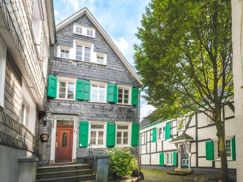 Solingen Apartment | Küsterhaus Gräfrath