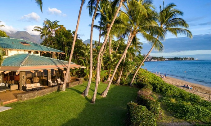 Historic Lahaina Front Street Condo | K B M Resorts: Bay-35, 5 Bedroom Ocean Front House On Baby Beach, Sleeps 10 - Steps to Water, 180 Degree Ocean Views, Sunsets, Includes Rental Car!