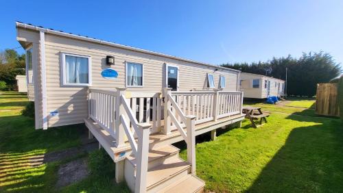 Skegness House | K & K Caravan Southview