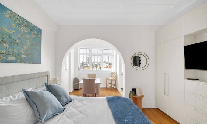 Elizabeth Bay Apartment | Kadina Harbourside Studio A Cosy Panoramic Gem