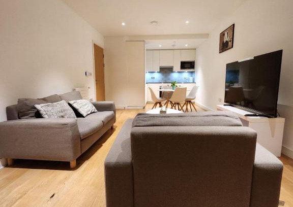 Canning Town Apartment | Kaf Luxury Apartment