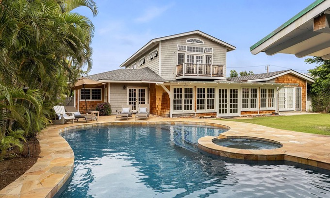 Kahala House | Kahala Seaside: Beautiful Nautical-Themed Home w/AC, Yard, Private Pool & Spa!