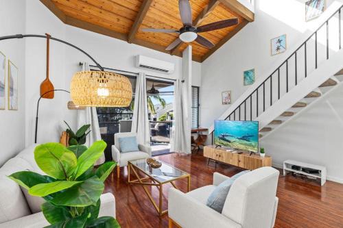 Historic Kailua Village House | Kailua Bay Resort#4-306