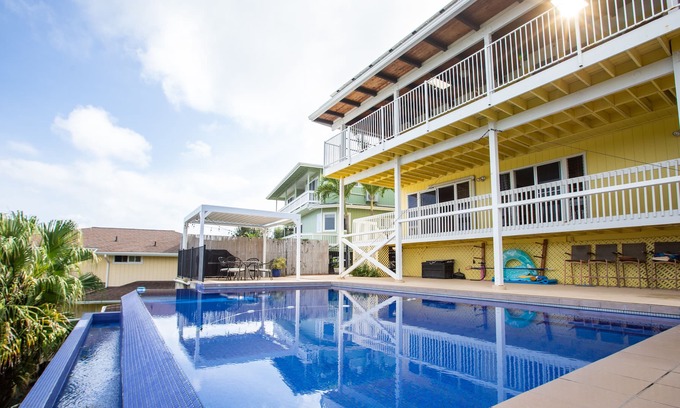 Keolu Hills House | Kailua view house with infinity pool 9500/month