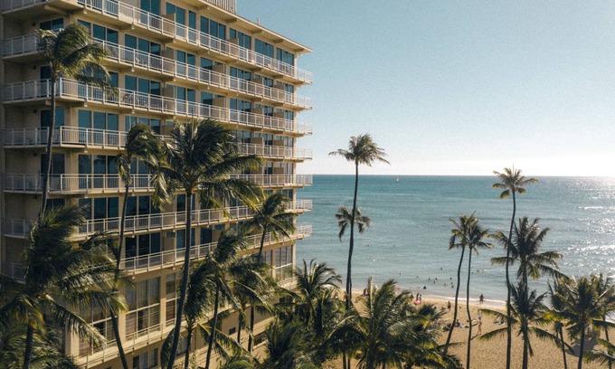 Diamond Head - Kapahulu - St. Louis Hotel | Kaimana Beach Hotel