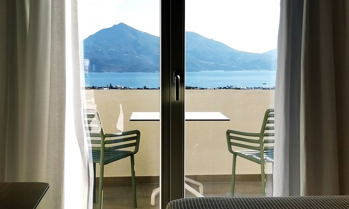 Milos House | Kallisto Rooms