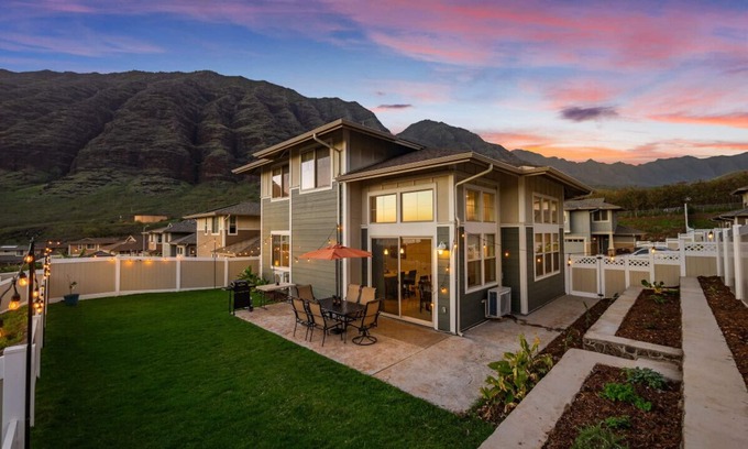 Makaha Valley House | Kalo Homes ~ Mauka to Makai