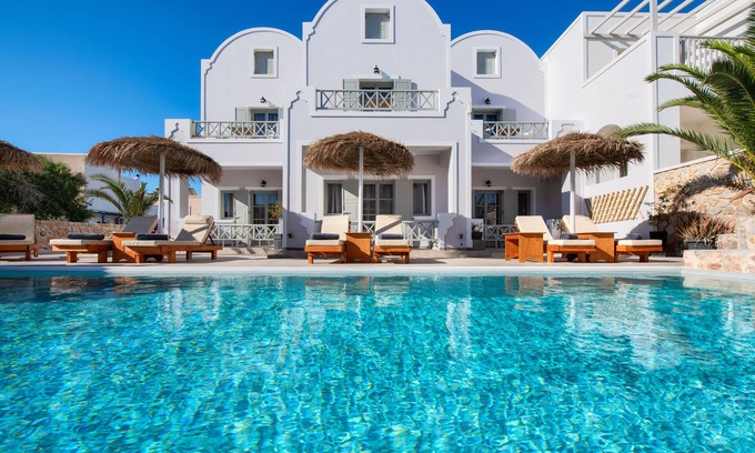 Kamari Hotel | Kalya Suites