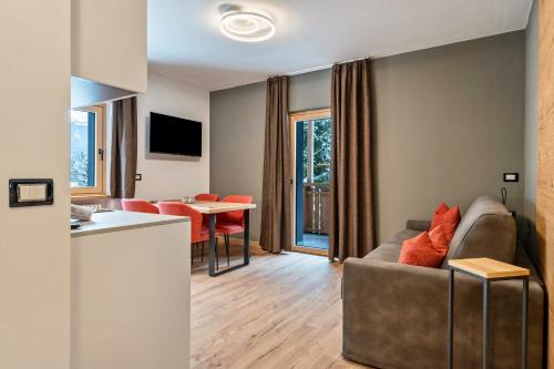 Campitello di Fassa Apartment | Kamerloy Apartments B