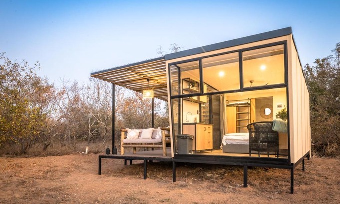 Hoedspruit Cabin | Kamoka Camp