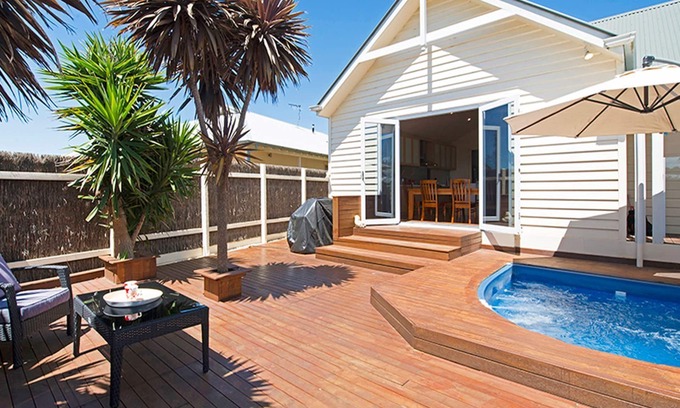 Sorrento House | KaniCoast - Contemporary Sorrento holiday house