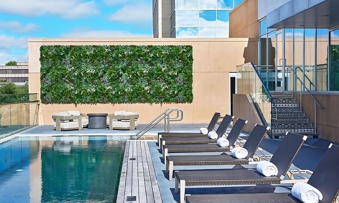 West Plaza Hotel | Kansas City Getaway! Minutes To National Museum Of Toys And Miniature