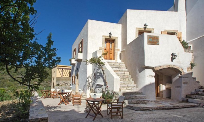 Milopotamos Apartment | Kapetan Manwlis