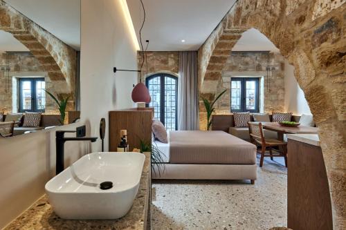 Koutouloufari Apartment | Kaptara Premium Guest House with sharing Jaccuzi -Part of Kaptara Villa complex