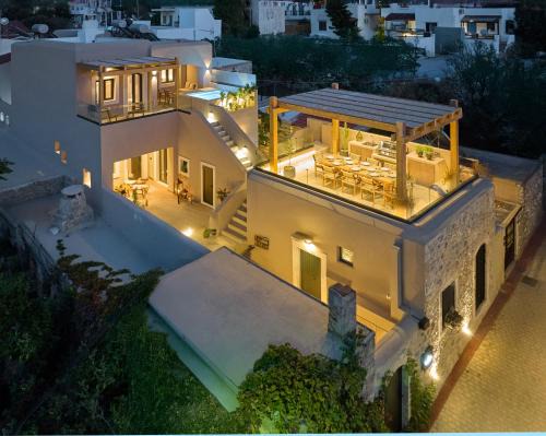 Koutouloufari Villa | Kaptara Premium Villa, Plunge Pool & Jacuzzis