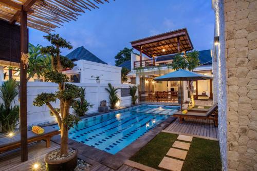 Mushroom Bay Villa | Karang Island Villa