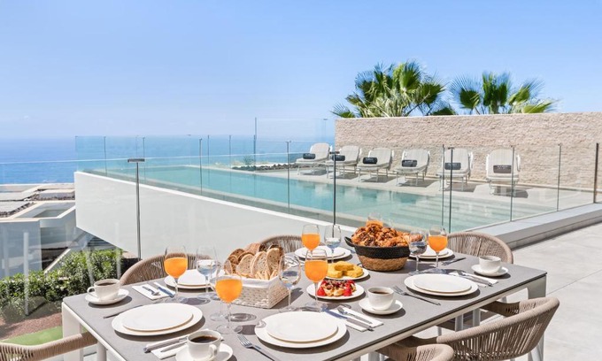 Guia de Isora Villa | Karat Villa Zambrano