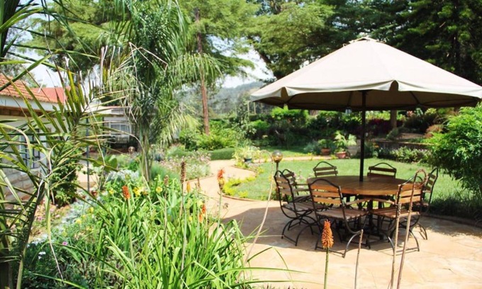Meru Hotel | Karimba Lounge
