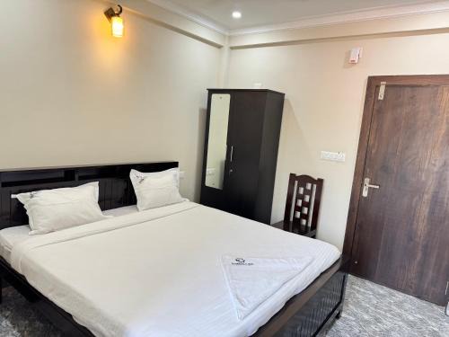 Karkala Cabin | Karkala Inn Boarding & Lodging