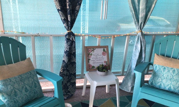 Yuma House | KarMik Retreat Where the Fun Never Sets