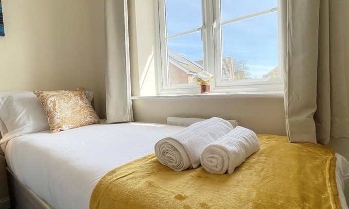 Cringleford House | Karuna House