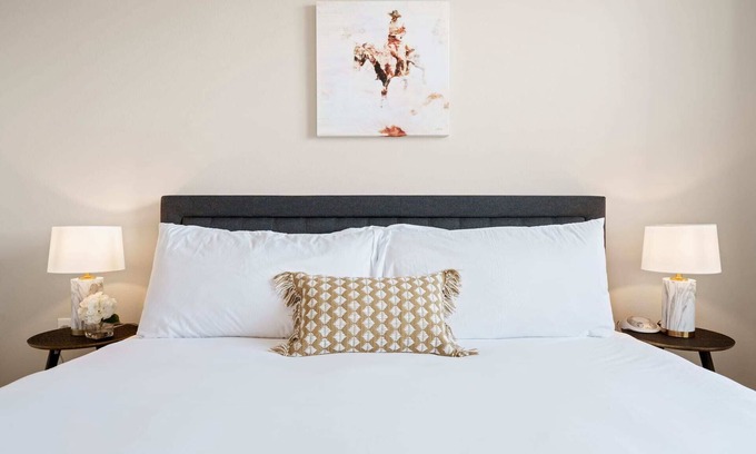 Northeast Dallas Apartment | Kasa | Family Friendly 2BD + Full Kitchen | Dallas
