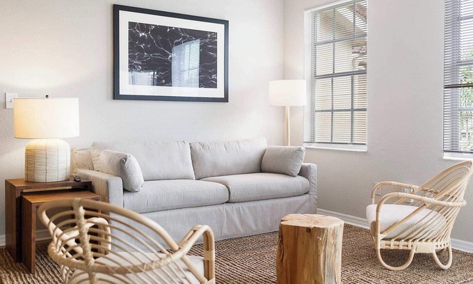 Wellington Apartment | Kasa | Family Friendly 2BD + Work Friendly | Wellington