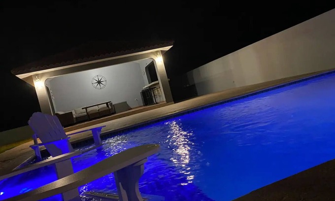 Camaceyes Bed & Breakfast | Kasa Loza - Solar-Powered Villa Near Airport & Top Beaches