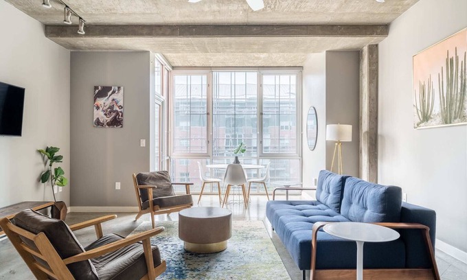 Second Street District Apartment | Kasa | Modern 1BD, Walk to 2nd Street | Austin