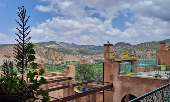 Azrou Melloul Bed & Breakfast | Kasbah Omar