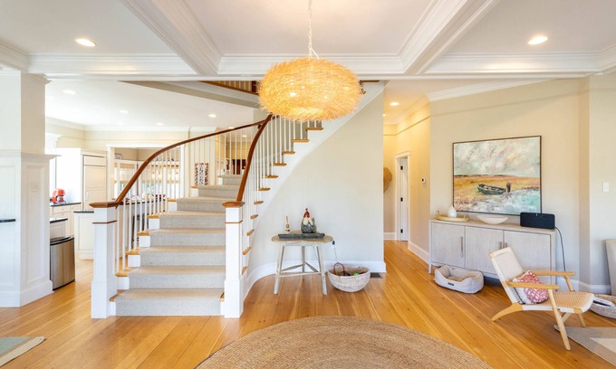 Edgartown House | Katama Escape - Short Stroll to Katama Bay + South Beach!