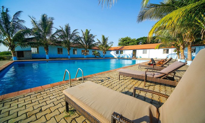 Entebbe Hotel | Katomi Kingdom Resort
